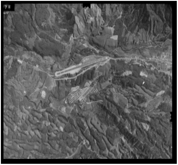 Figura 4. Aerofotografía del sector suroccidental de Pereira, donde se aprecia el inicio de
					conformación urbana.