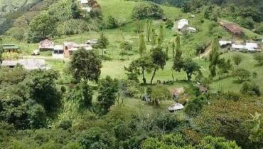 Vereda
Santa &Aacute;gueda &ndash; Peque, sitio de fundaci&oacute;n de la ciudad de Antioquia